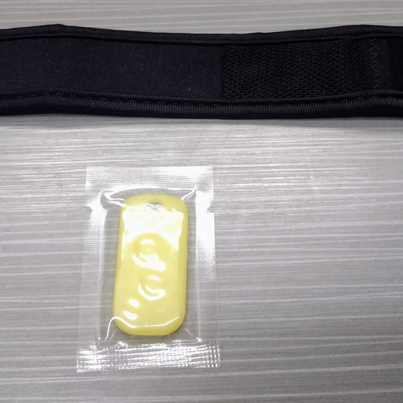 Z band Wrist/Ankle Band Mosquito & Bug RepellantTwo Refill Tablets NO Deet NEW - Picture 11 of 12